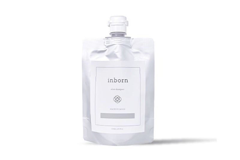 inborn シルバーシャンプー 120ml 白いパウチ容器の正面