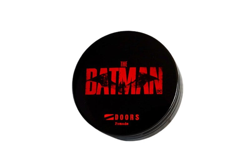 DOORS バットマン ポマードの黒い容器と赤いTHE BATMANロゴ