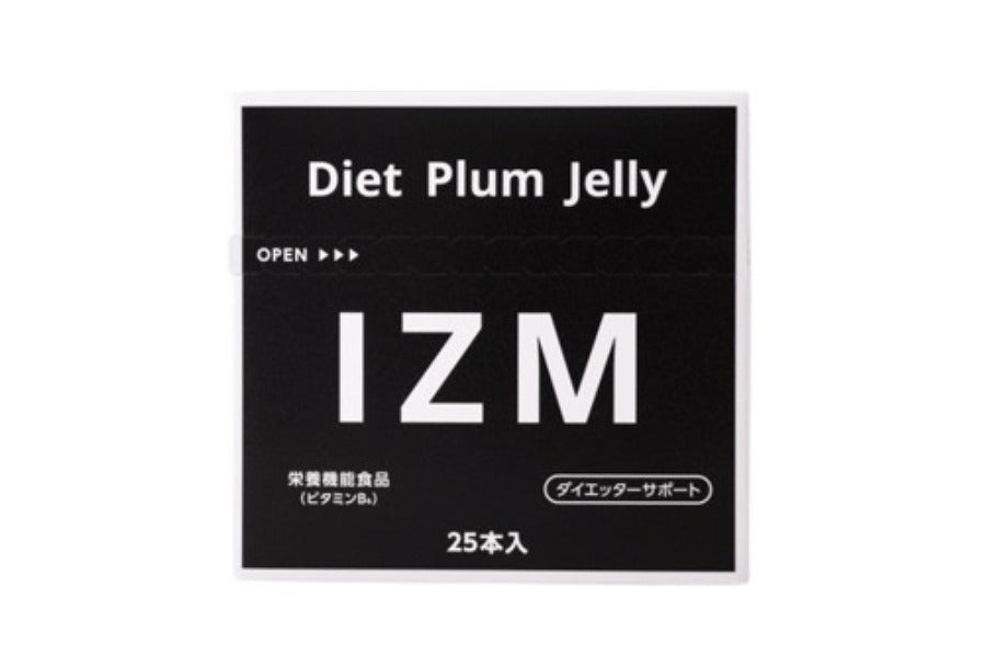 IZM ダイエット プラム ゼリー 25本入りの黒いパッケージ