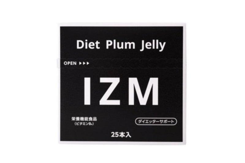 IZM ダイエット プラム ゼリー 25本入りの黒いパッケージ